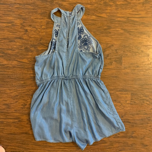 Cute Francescas romper - Picture 3 of 4